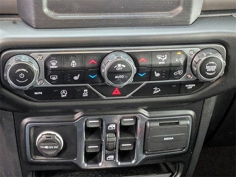 Certified 2020 Jeep Wrangler Unlimited Sport image 24