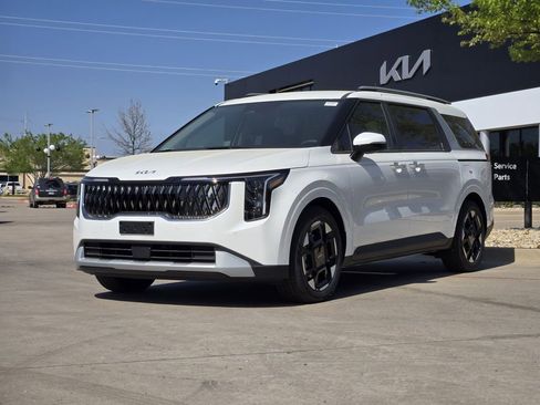 New 2026 Kia Carnival EX FWD image 2