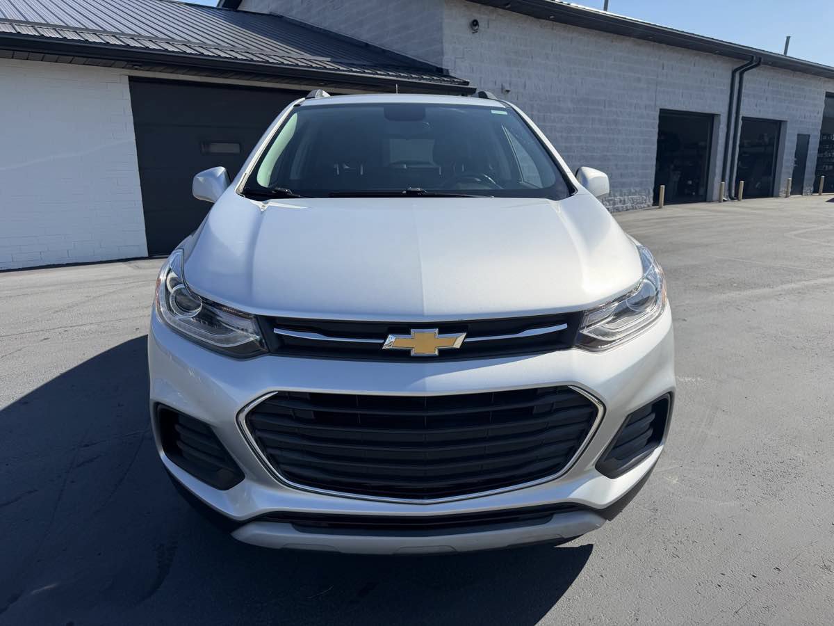 Used 2019 Chevrolet Trax LT w/ LT Convenience Package AWD/4WD image 7