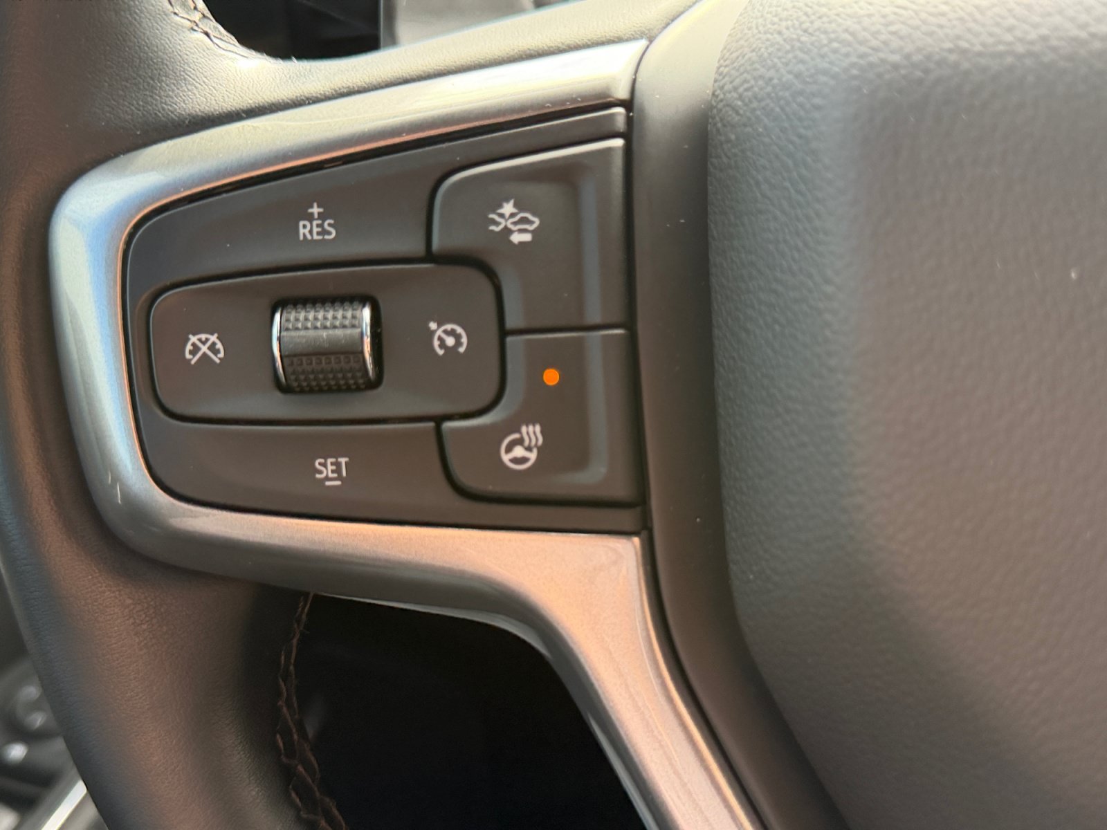 Used 2024 Chevrolet Silverado 1500 RST w/ Convenience Package II AWD/4WD image 9
