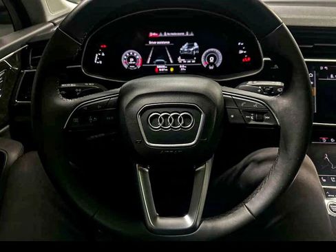 Used 2023 Audi Q7 3.0T Prestige AWD/4WD image 23