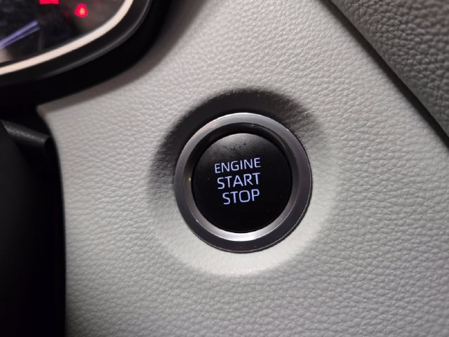 Used 2023 Toyota Corolla SE FWD image 18