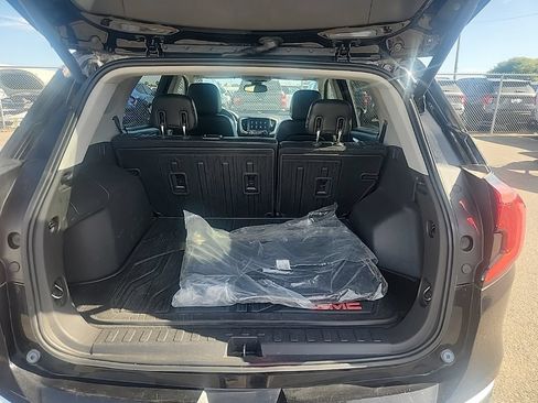 Used 2020 GMC Terrain SLT w/ Preferred Package AWD/4WD image 17