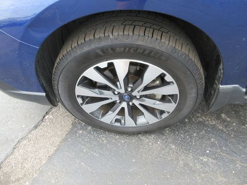 Used 2016 Subaru Outback 3.6R Limited AWD/4WD image 14