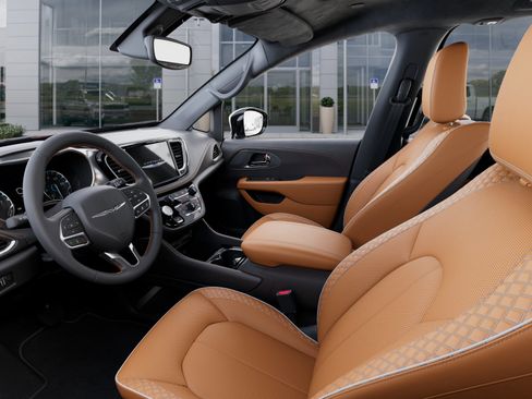 New 2026 Chrysler Pacifica Pinnacle w/ Trailer Tow Group image 22