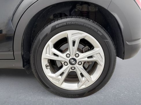 Used 2023 Hyundai Kona SEL w/ Cargo Package AWD/4WD image 13
