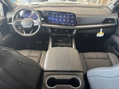 New 2026 Chevrolet Suburban RST w/ Comfort Package AWD/4WD image 26