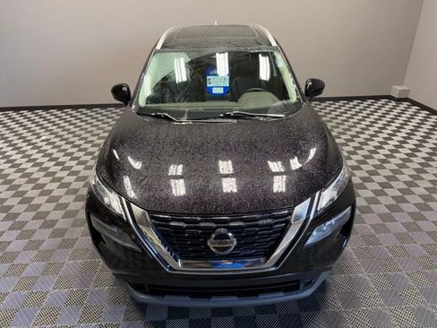 Used 2021 Nissan Rogue SV w/ Premium Package image 5