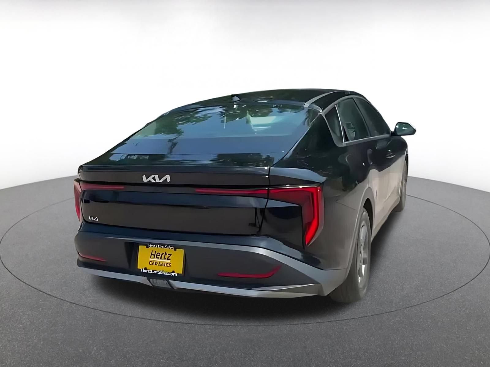 Used 2025 Kia K4 FWD image 14