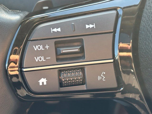 Used 2024 Honda Pilot Touring image 15