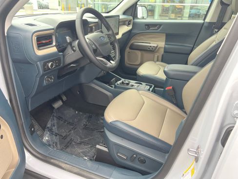 New 2025 Ford Maverick Lariat w/ 4K Tow Package AWD/4WD image 27