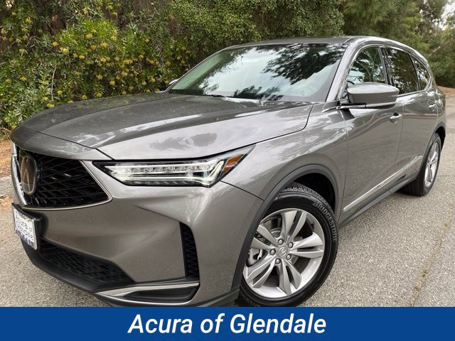 Certified 2026 Acura MDX FWD image 3