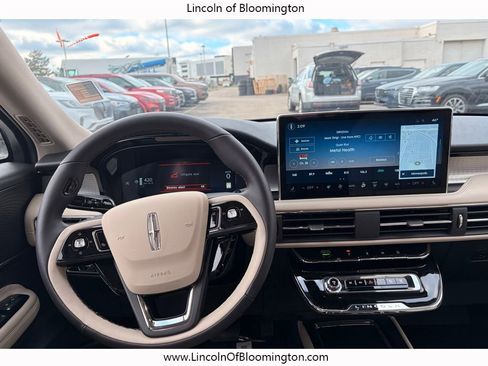 New 2026 Lincoln Corsair Premiere image 30