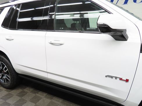 Used 2024 GMC Yukon AT4 image 35