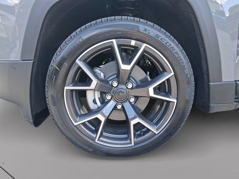 New 2026 Jeep Cherokee Overland w/ Advanced Pro Tech Group AWD/4WD image 27