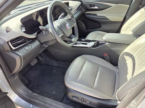 Used 2024 Buick Envista Sport Touring FWD image 7