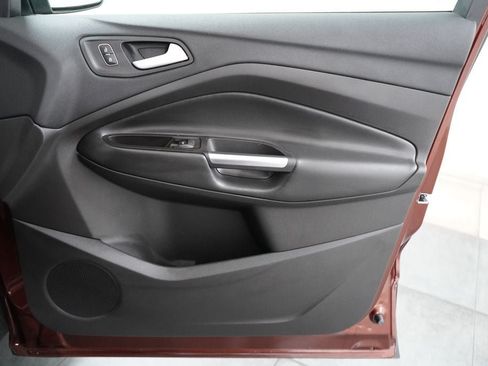 Certified 2018 Ford Escape SEL FWD image 31