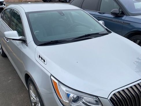 Used 2016 Buick LaCrosse Leather image 3