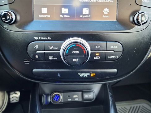 Used 2018 Kia Soul Base w/ Convenience Package image 25