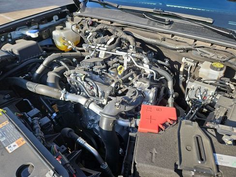 Used 2025 Ford Ranger XLT w/ Equipment Group 301A High RWD image 23