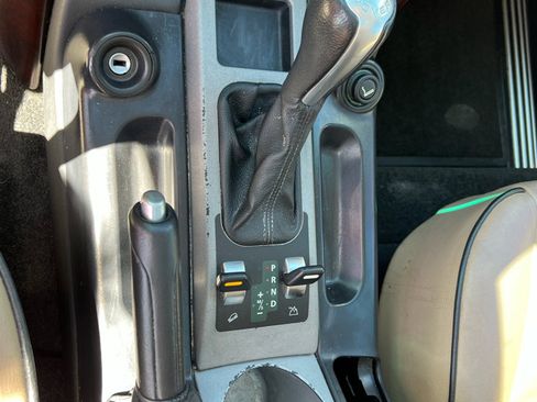 Used 2006 Land Rover Range Rover HSE image 19