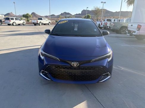 Used 2023 Toyota Corolla XSE FWD image 2