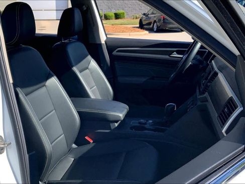 Used 2023 Volkswagen Atlas SE AWD/4WD image 9