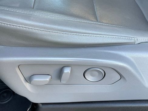 Used 2023 GMC Sierra 1500 SLT w/ SLT Premium Package image 10