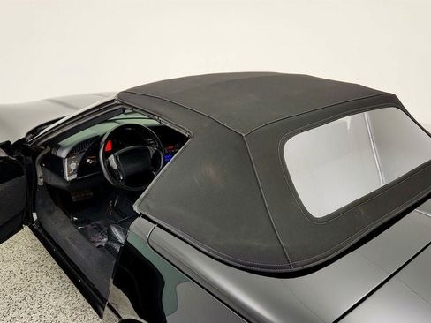 Used 1991 Chevrolet Corvette Convertible RWD image 10