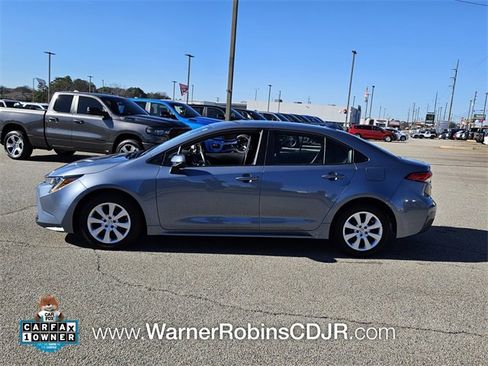 Used 2024 Toyota Corolla LE image 4