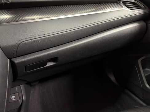 Used 2019 Honda Civic Sport image 22