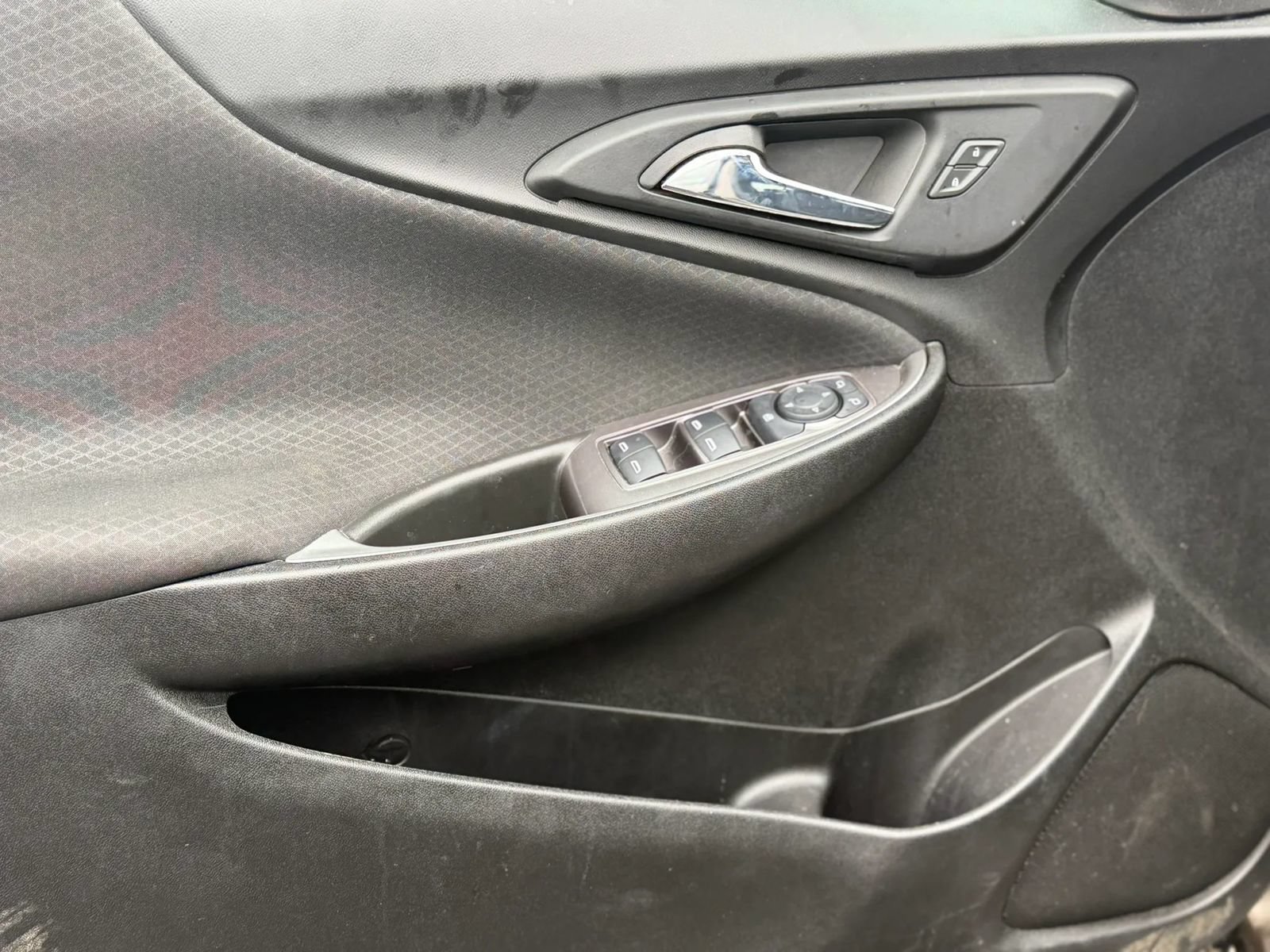 Used 2022 Chevrolet Malibu LS FWD image 5