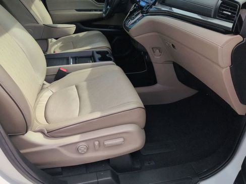Used 2023 Honda Odyssey Elite image 21