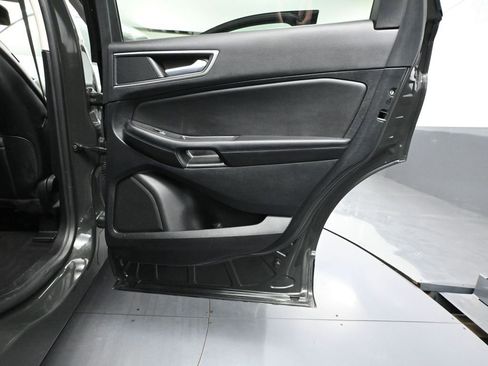 Used 2022 Ford Edge SEL w/ Convenience Package image 43