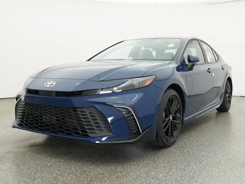 New 2026 Toyota Camry SE image 12