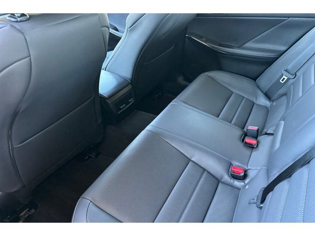 Used 2024 Lexus IS 350 F Sport RWD image 12