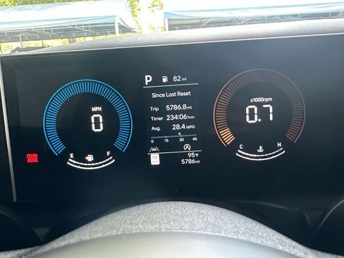 Used 2025 Hyundai Tucson SE FWD image 16