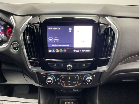 Used 2023 Chevrolet Traverse High Country w/ LPO, Floor Liner Package AWD/4WD image 15