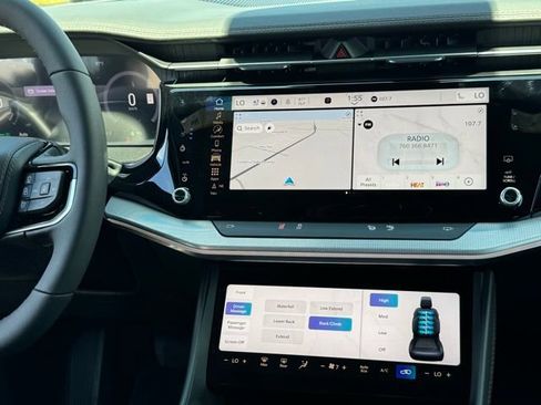 New 2025 Jeep Wagoneer S Launch Edition image 18