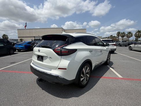 Used 2020 Nissan Murano SL w/ Moonroof Package FWD image 19