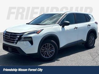 Used 2024 Nissan Rogue S AWD/4WD video 1