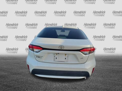 Used 2021 Toyota Corolla LE FWD image 9