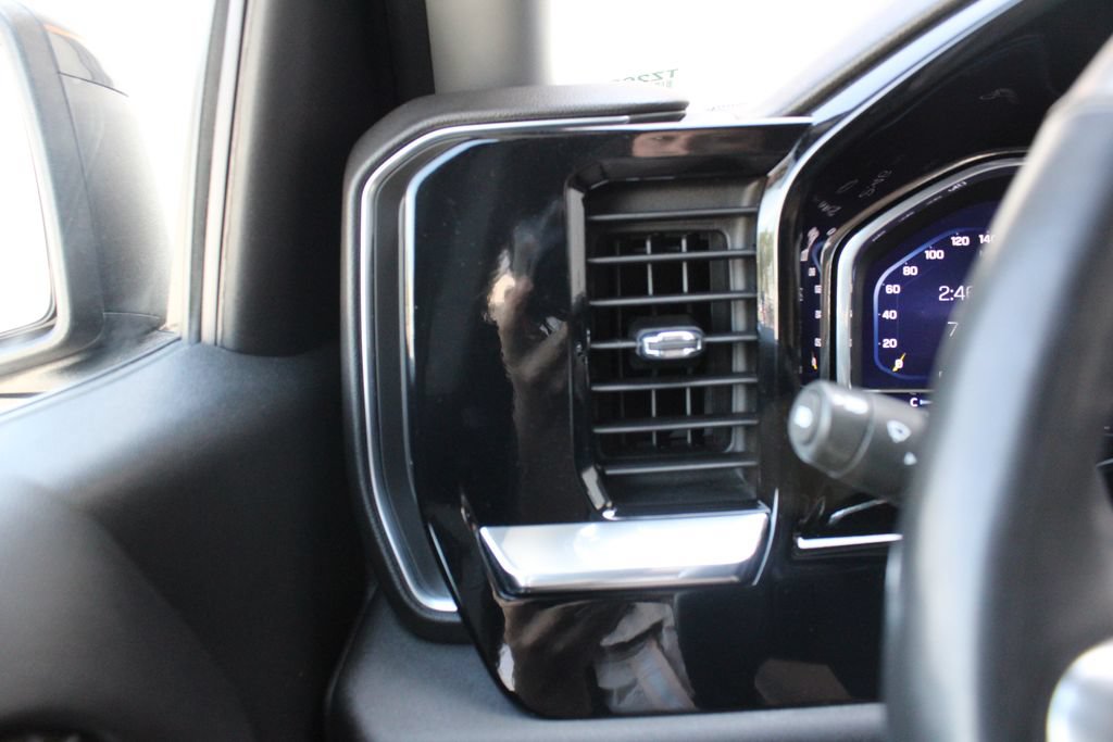 Used 2024 Chevrolet Silverado 1500 RST AWD/4WD image 8