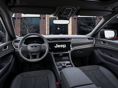 New 2026 Jeep Grand Cherokee Altitude RWD image 14