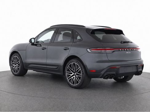 Used 2024 Porsche Macan AWD/4WD image 4