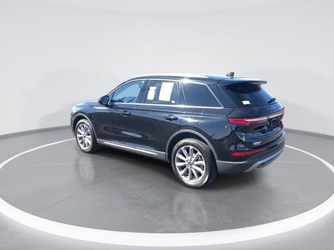 Used 2022 Lincoln Corsair AWD w/ Premium Package image 6