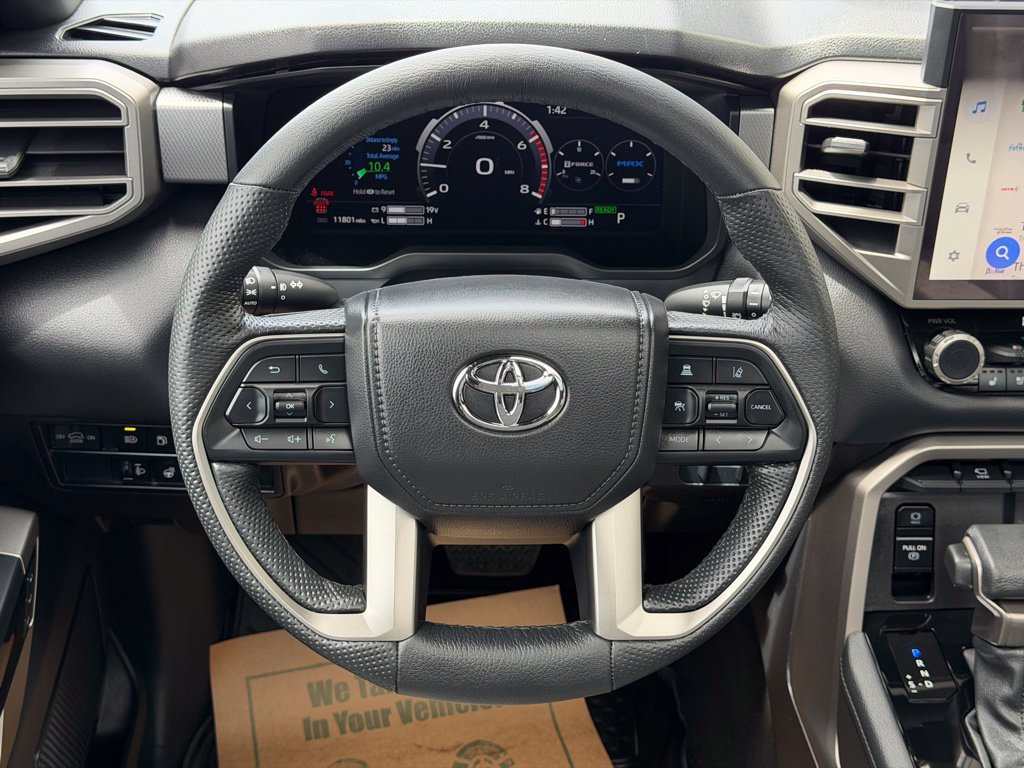 Used 2025 Toyota Sequoia Limited AWD/4WD image 18