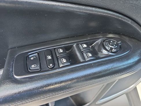 Used 2018 Jeep Compass Latitude image 17