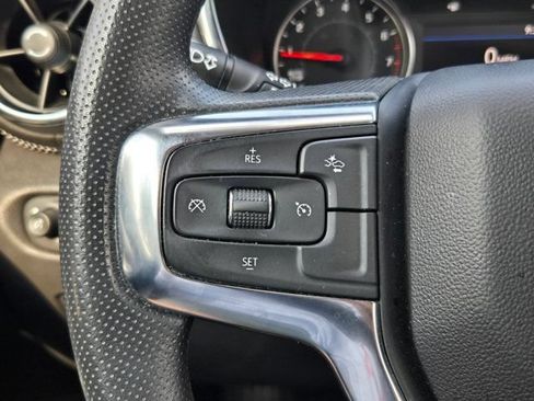Used 2025 Chevrolet Blazer LT FWD image 20