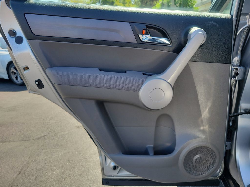 Used 2007 Honda CR-V LX image 15